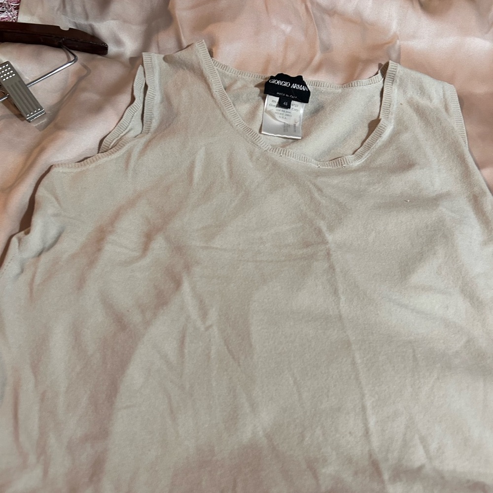 Giorgio Armani Cream Knit Scoop Neck Tank